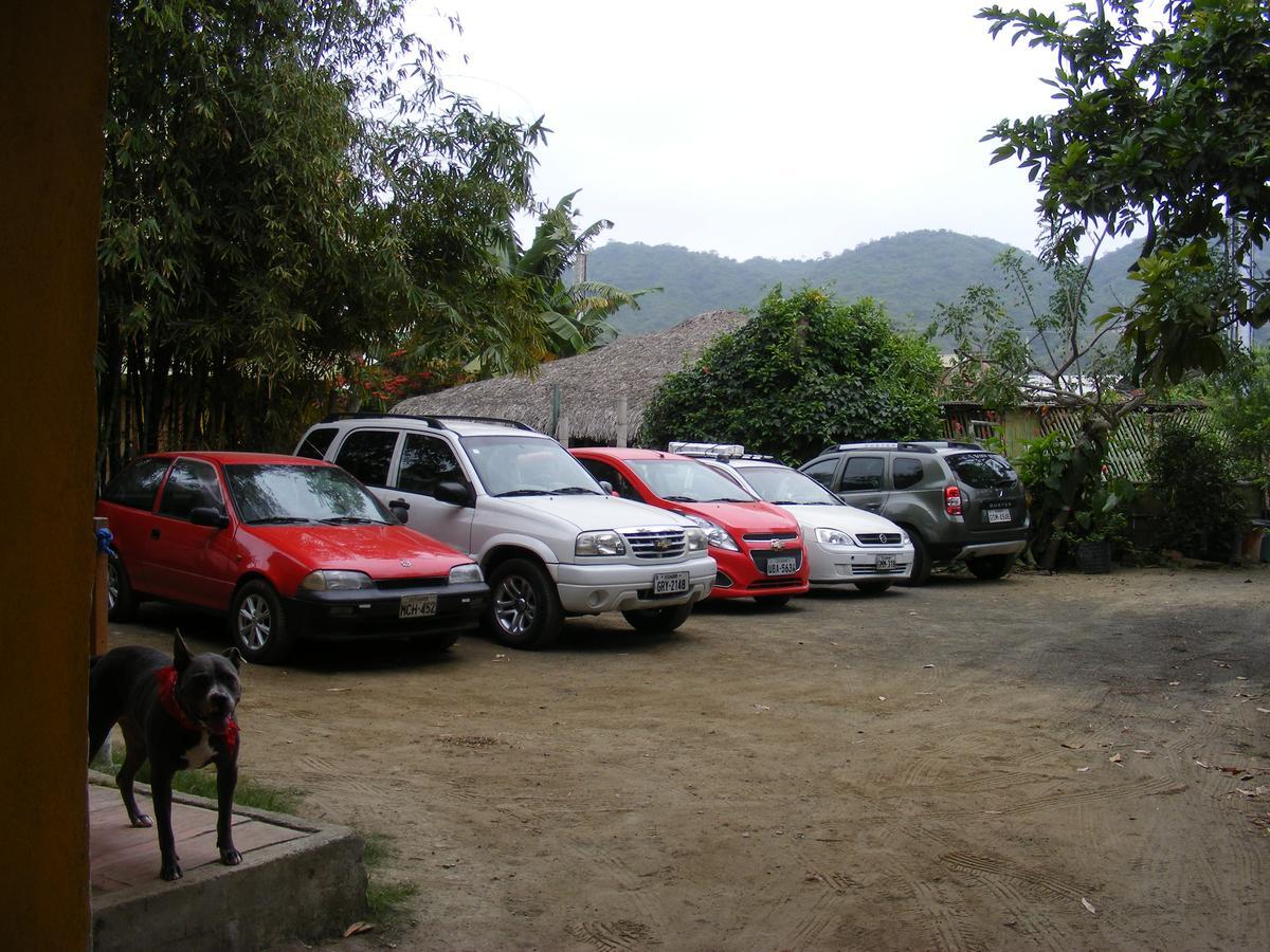 Hostal Maxima Puerto López 外观 照片