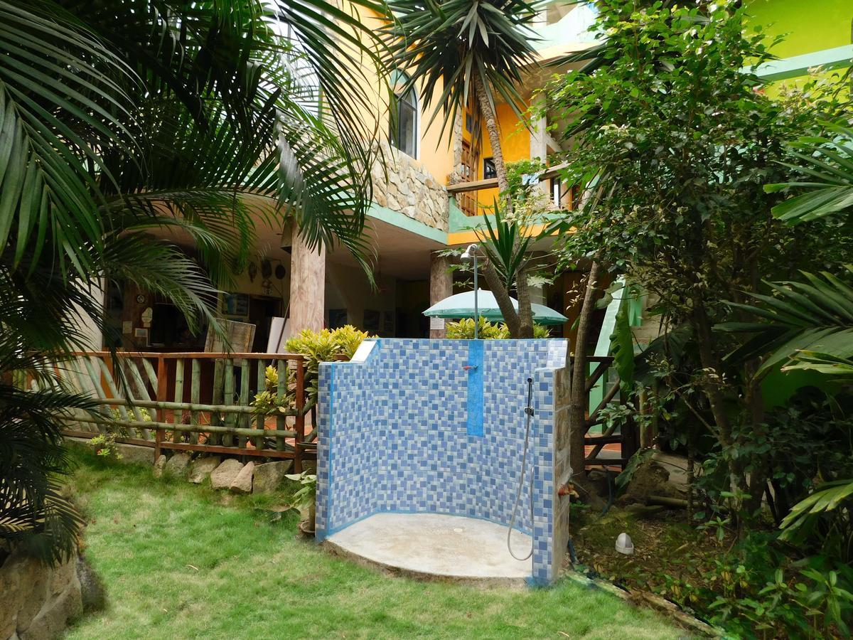 Hostal Maxima Puerto López 外观 照片